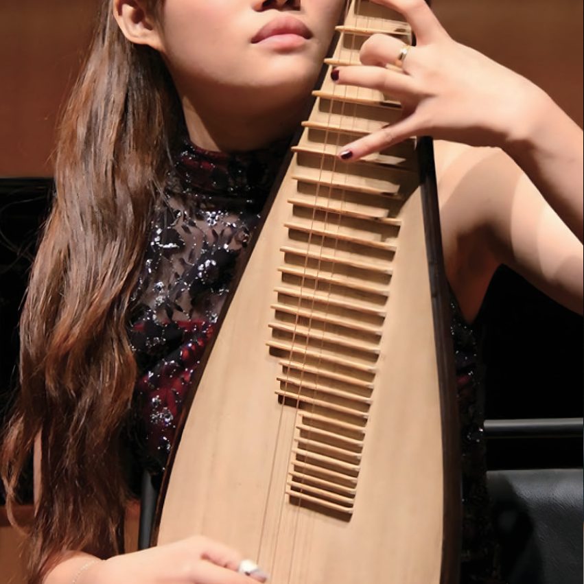 音乐 brochure page 8